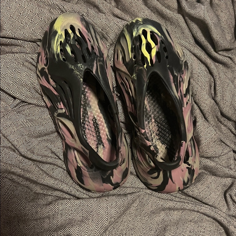 Multicolor Slip-On Clogs